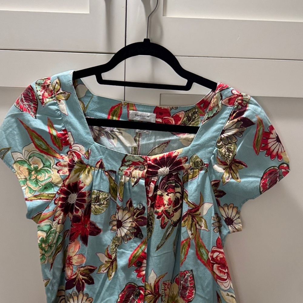 Van Heusen Floral Women's Top - Blue Red Large 💯 Cotton - Picture 2 of 9